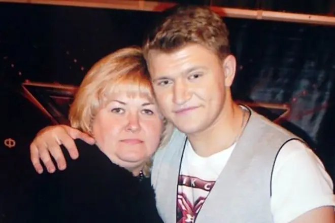 Alexey Kuznetsov cu mama