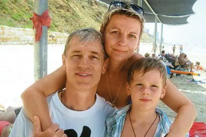Sergey Varchuk med sin fru och son
