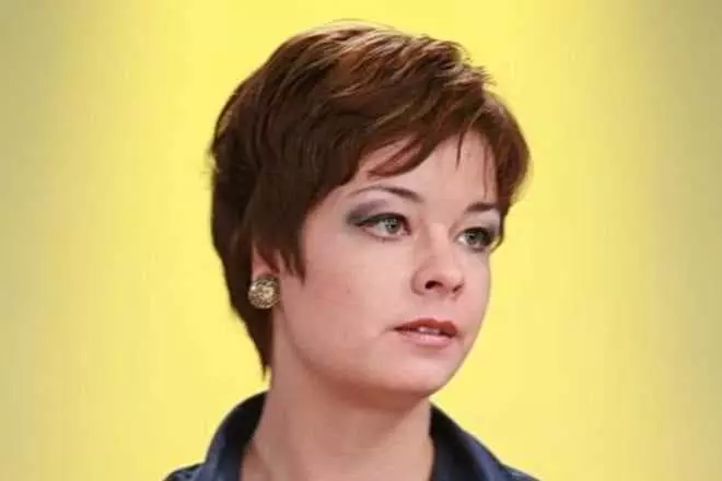 Aktrisa Julia Zakharova