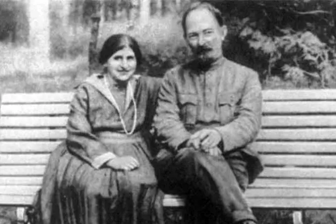 เฟลิกซ์ Dzerzhinsky และ Sofia Mushkat