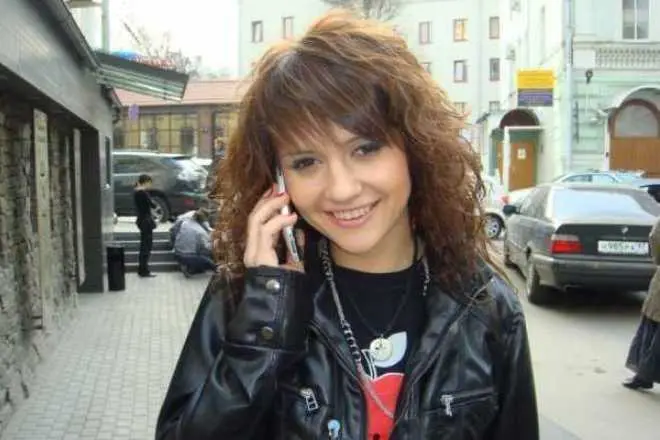 Singer Anna Rudneva.