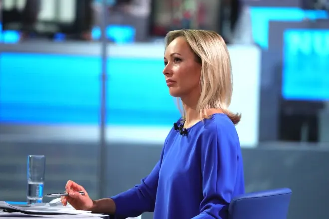 Presentador de TV Valeria Shodbleva