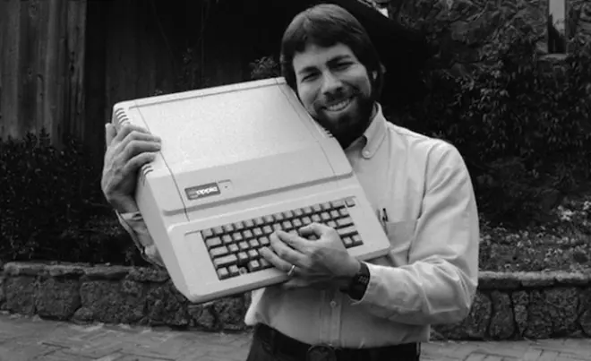 Steve Wozniak y Apple II