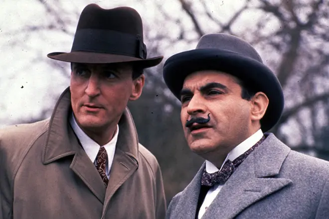 Eerkul Poirot और कप्तान हेस्टिंग्स