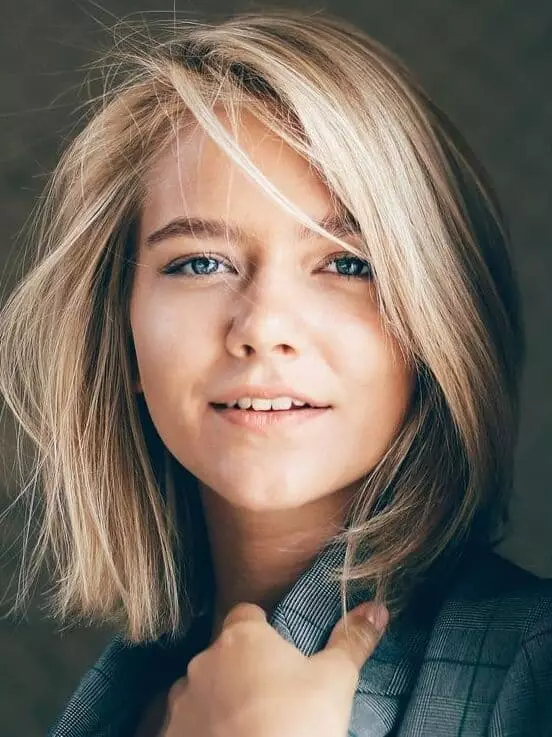 Elizaveta Kononova - Biografi, Personlig Liv, Foto, Nyheter, Skuespillerinne, Filmer, "Instagram" 2021