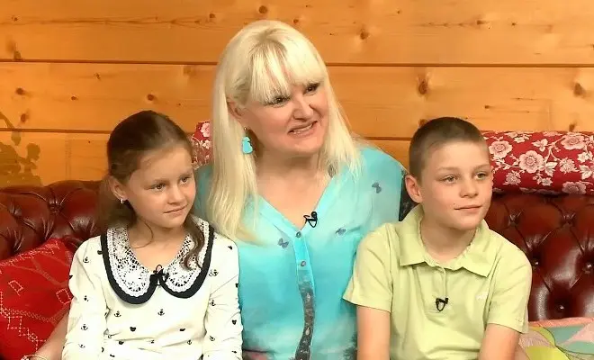 Margarita Sukhankina avec des enfants