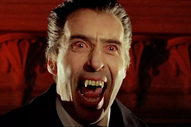 Fang Count Dracula.