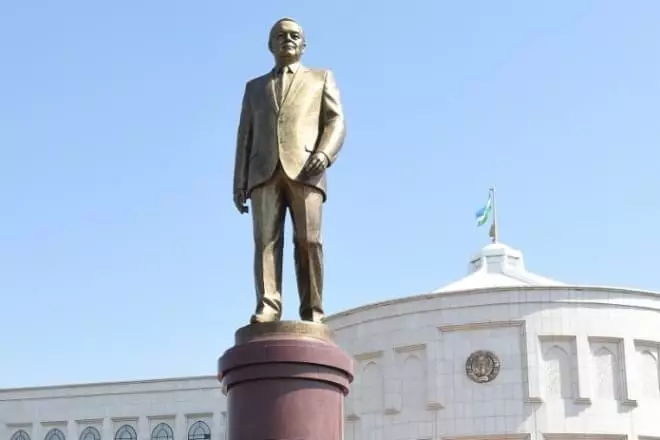 Denkmal für Islam Karimov in Samarkand