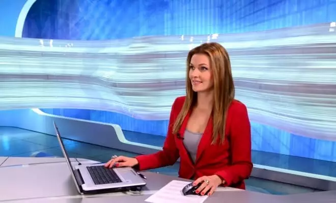 Synchronist ug TV Presenter Olga Vasyurkova