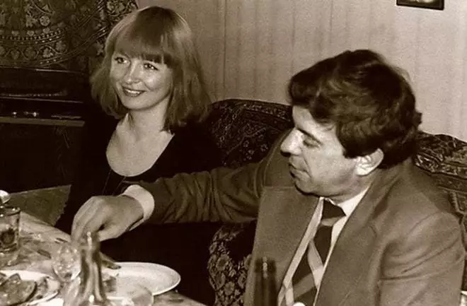 Vyacheslav Shalevich med den tredje kvinnan Galina