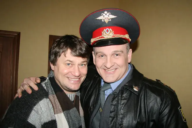 Alexander Tsurcan och Alexey Ogurtsov som polis