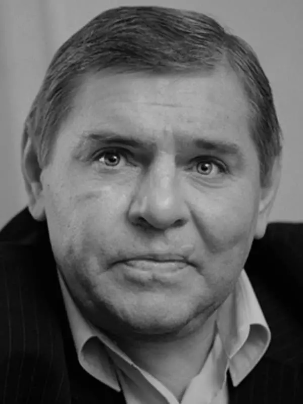 Vladimir Krutov - Æviágrip, mynd, persónulegt líf, íshokkí, dauða