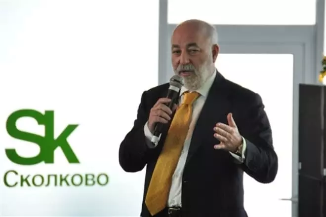 Victor Vekselberg, Fundacja Skolkovo