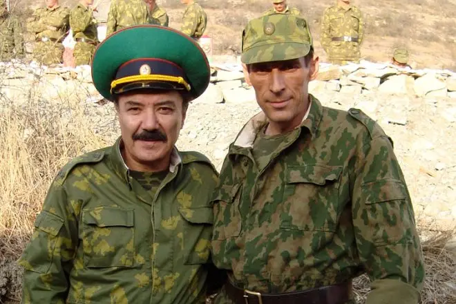 Рустам Сагдуллаиев и Игор Савоцхкин на снимању филма