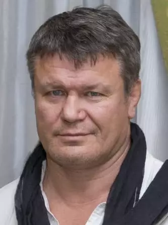 Oleg Taktarov - Foto, Biografi, Kehidupan Peribadi, Berita, Pejuang, Pelakon 2021