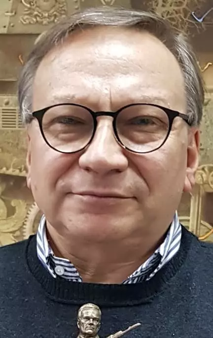 Igor Kolnikov - Mufananidzo, Biography, Hupenyu Hwako, Nhau, Mutambi, TV Presenter 2021