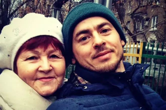 Ilshat Shabaev with mom