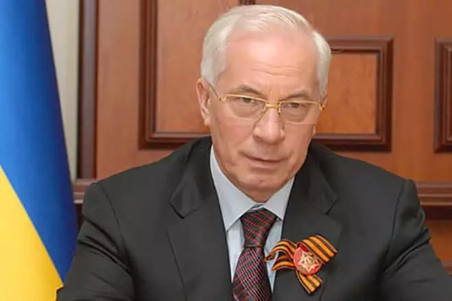 ניקולי Azarov כראש ממשלה של אוקראינה