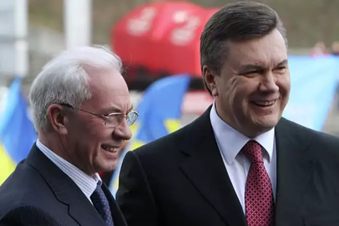 Nikolay Azarov und Viktor Yanukowitsch