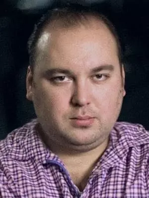 Igor Vozyarovsky - Foto, biografi, jeta personale, lajme, filma 2021