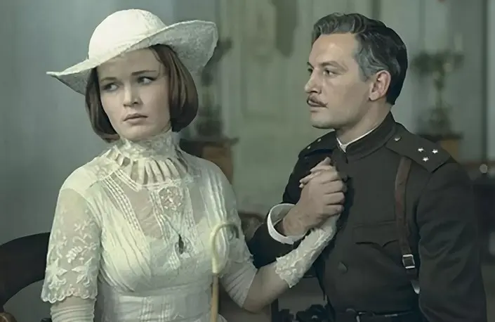 Lyudmila Chursina at Vasily Lanova sa pelikula