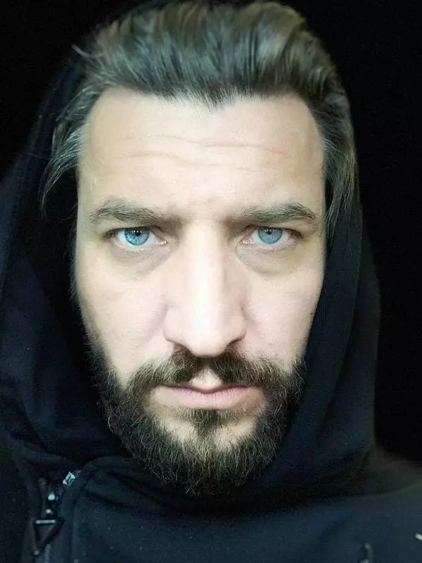 Aleksandr Utyugow - Terjisan, şahsy durmuş, surat, habarlar, aktýor, filmler, filmler, filmler, filmler, 'In Instagram "2021