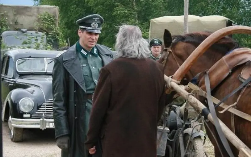 Павел Дэлонг (кадр з фільма «У чэрвені 41-га»)