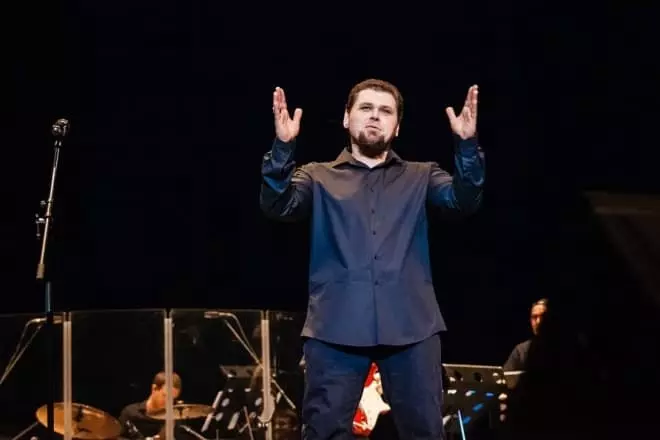 Muusikko Mikhail Ozzerov