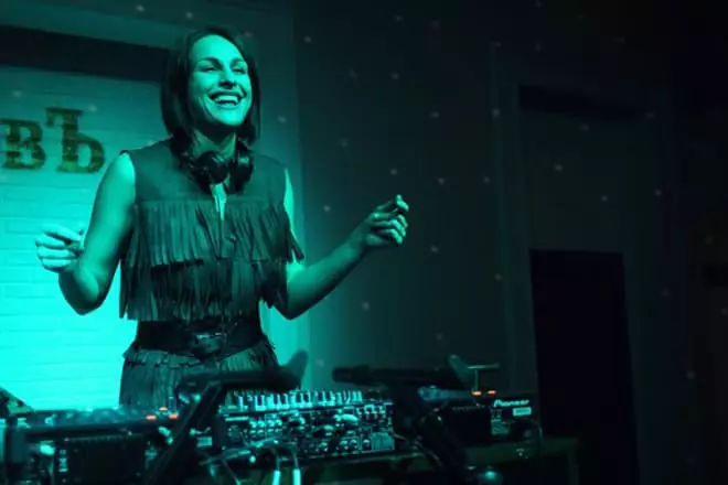 DJ Olivia Krash.