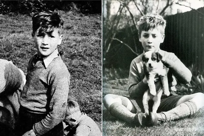 John Lennon dans l'enfance