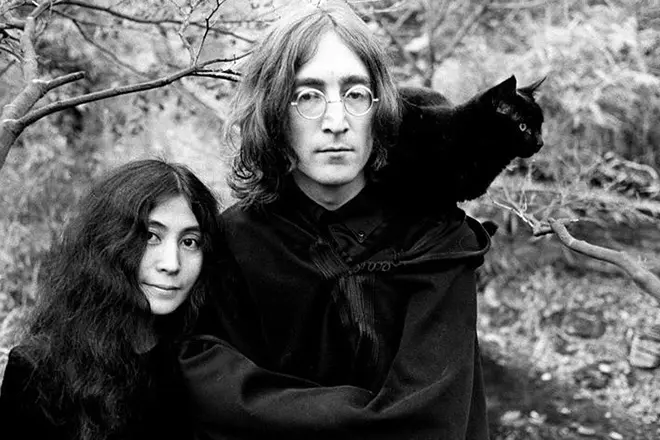 John Lennon dhe Yoko atë