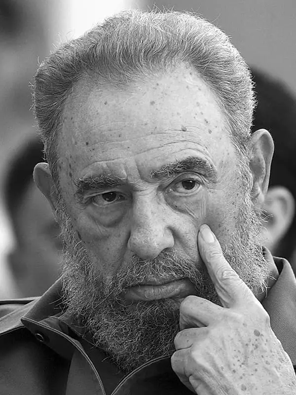 Fidel Castro - biografija, politika, revoliucija, bandymas, sveikata, asmeninis gyvenimas, augimas, nuotraukos, vaikai, mirtis ir paskutinės naujienos