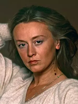 Margarita Terekhova - 照片，傳記，個人生活，新聞，阿爾茨海默病，電影2021