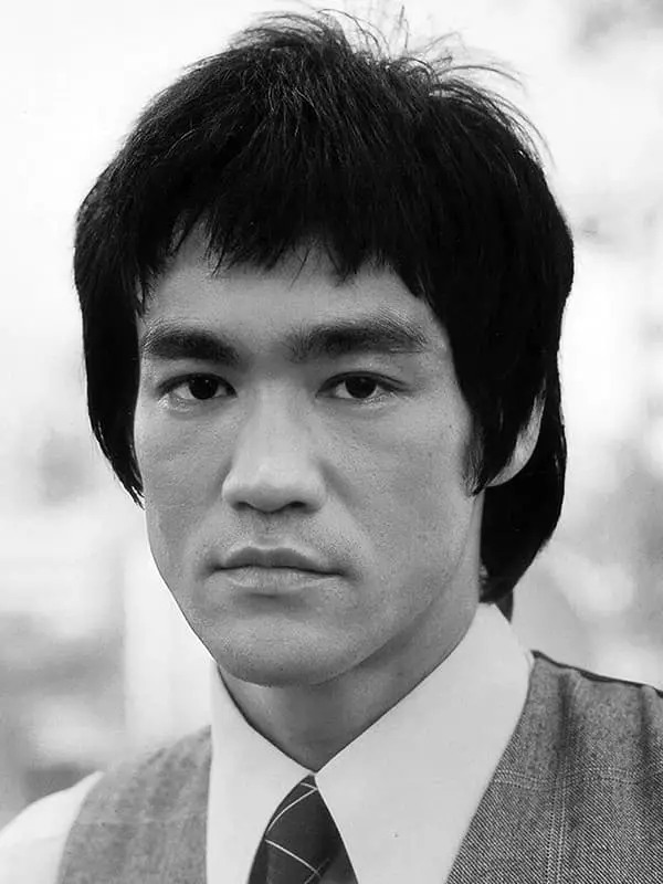 Bruce Lee - Biografy, Sportkarriêre, persoanlik libben, dea, foto's, films, geroften en lêste nijs