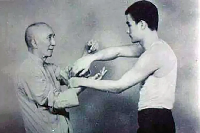 Bruce Lee eo seu profesor Ip Man