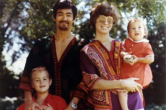 Bruce Lee com a família