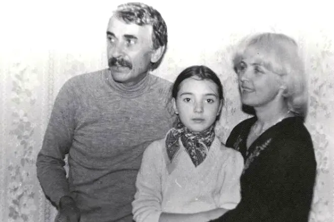Hell Rogoltseva ar savu vīru Konstantin Stankan un meita