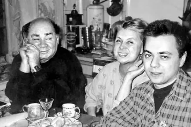Evgeny Leonov con familia