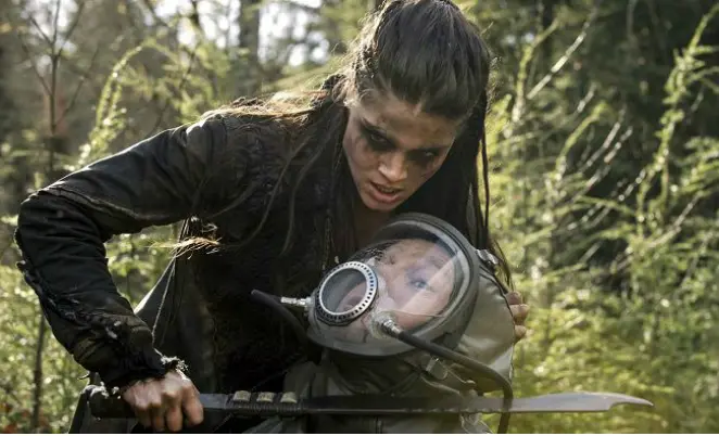 Marie Avgeropoulos nel film
