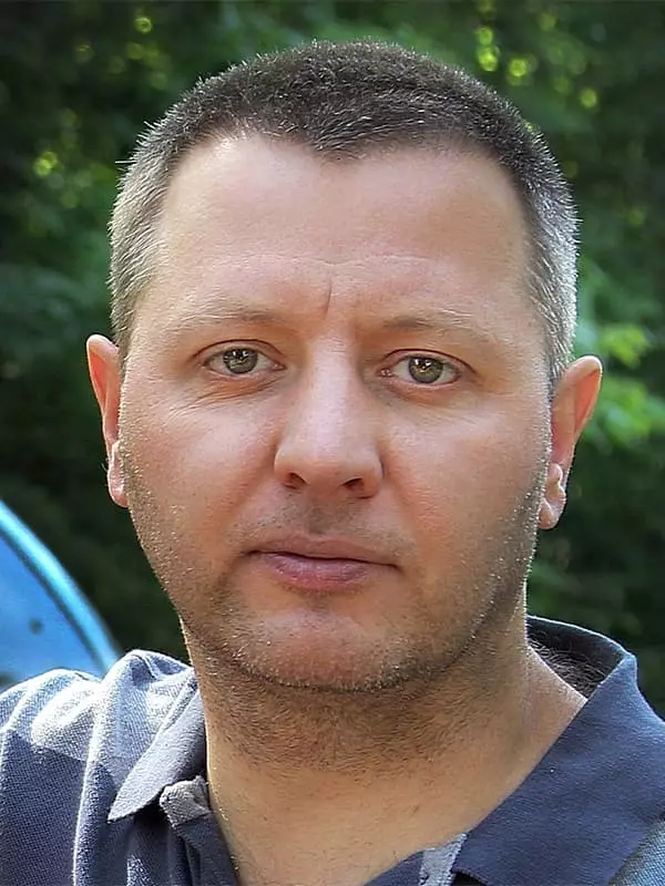 Vladislav Kotlarsky - ຊີວະປະຫວັດ, ຊີວິດສ່ວນຕົວ, ຂ່າວ, ຮູບພາບ, ຮູບເງົາ, ພາລະບົດບາດ, ອາຍຸປີ 2021