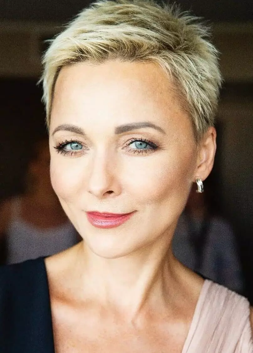 Daria Relatorova - Biografi, Personlig liv, Bilder, Nyheter, Skuespillerinne, Filmer, "Instagram", Andrey Sharonov 2021