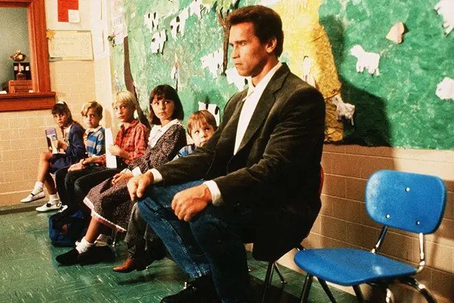 Arnold Schwarzenegger主演了喜劇演員