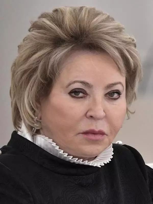 Valentina Matvienko - Foto, biografi, jeta personale, lajme, kryetar i Këshillit të Federatës 2021