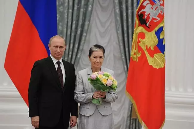 Galina KhovanskayaとVladimir Putin