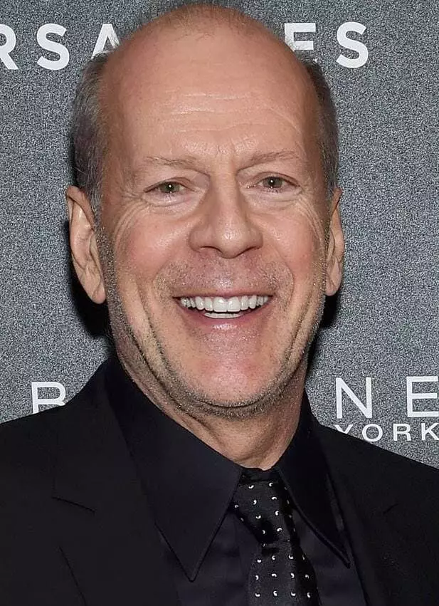 Bruce Willis - Biografi, Personligt liv, Foto, Nyheder, Film, Filmografi, Topstatistik, Demi Moore 2021