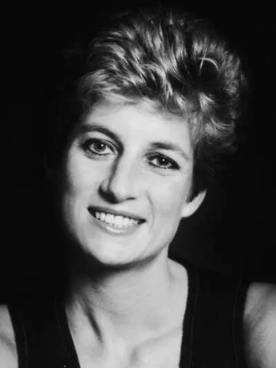 Princess Diana - Şəkil, tərcümeyi-halı, şəxsi həyat, ölüm səbəbi, şahzadə Uels