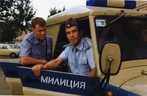 Sergey Garmail en Vladislav Galkin yn 'e film "Voroshilovsky Shooter"
