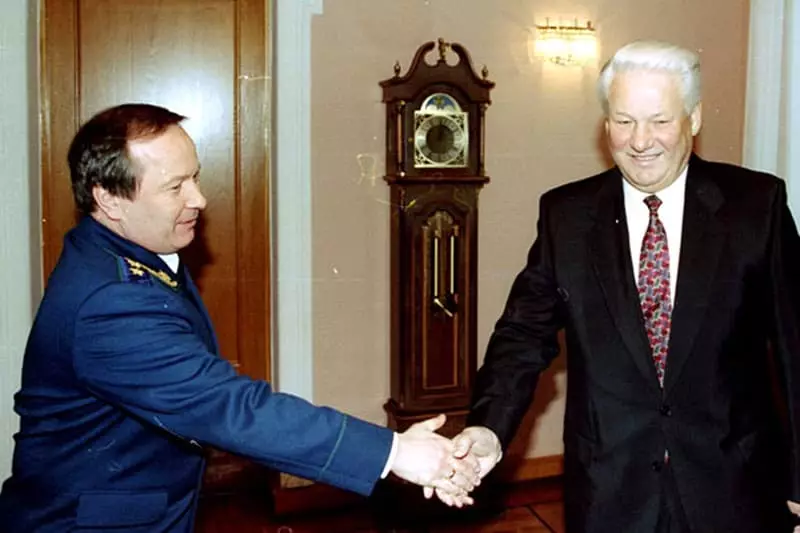 Juri Skuratov ja Boris Jeltsin