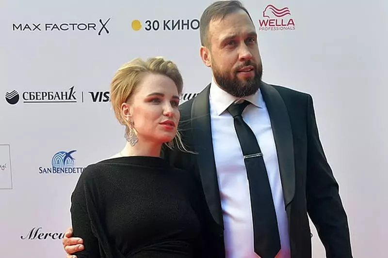 Valeria Guy Đức và Denis Molchanov