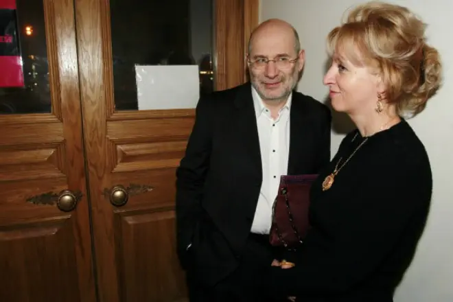 Борис Акунин и неговата сопруга